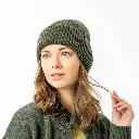 gorro-de-lana-verde-sostenible-invierno-blaugab2.webp