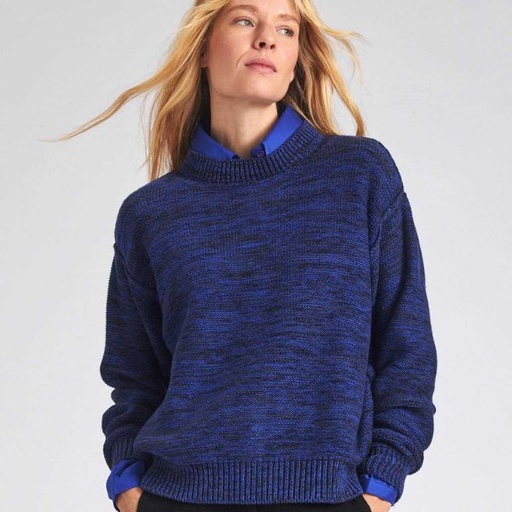 100% blue organic cotton sweater